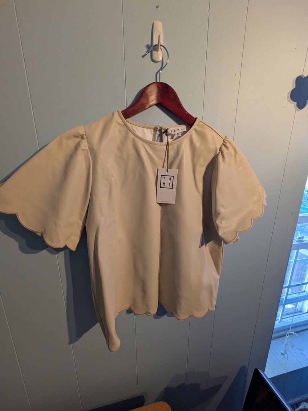 THML Cream Scalloped Short Sleeve Top
